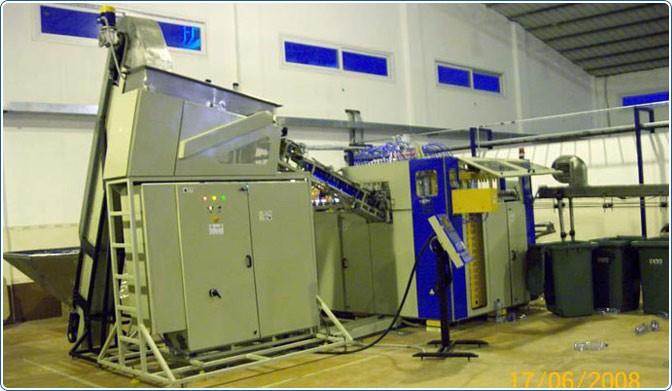 Automatic PET Blow Moulding Machine