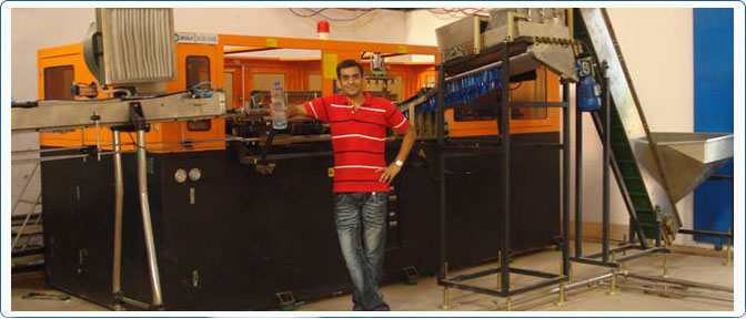 Automatic Pet Blow Moulding Machine